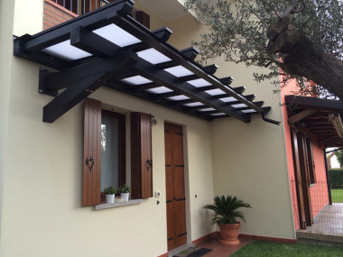 pensilina in legno polyline PPP10701.jpg